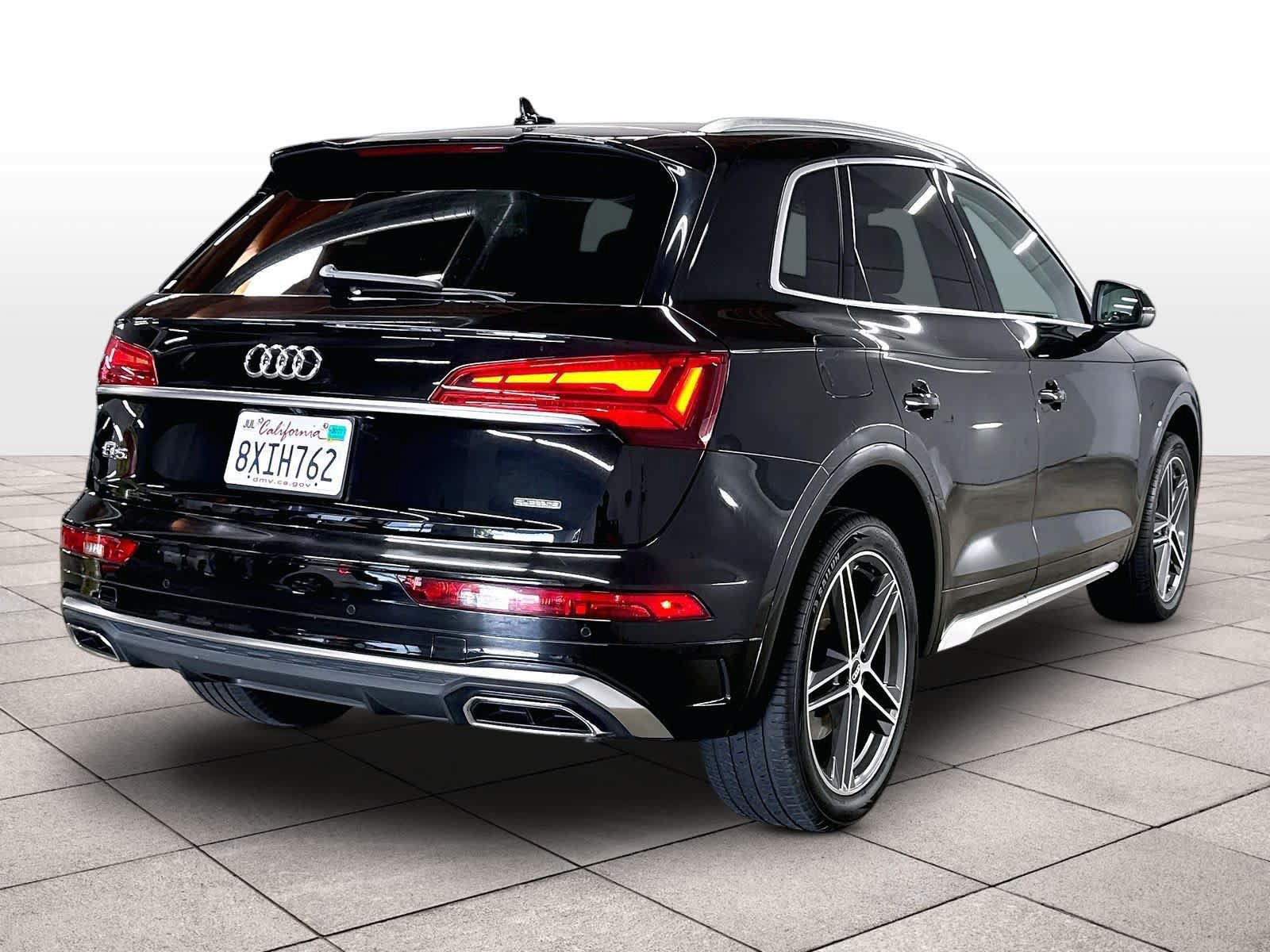 Used 2021 Audi Q5 e Premium w/ Convenience Package AWD/4WD image 14
