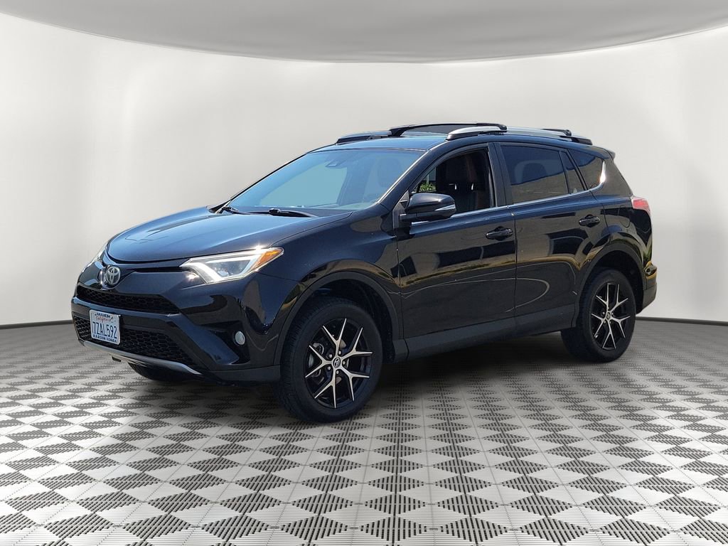 Used 2017 Toyota RAV4 SE w/ Power Special Value Package FWD image 3