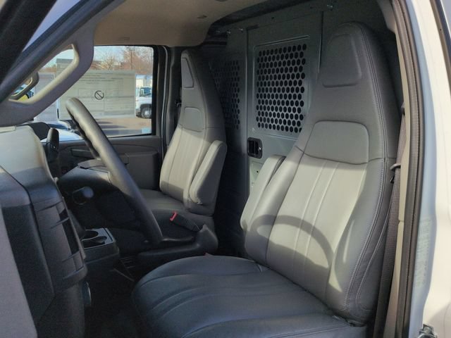 New 2025 Chevrolet Express 2500 w/ Driver Convenience Package RWD image 19