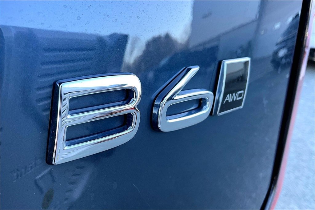 Certified 2026 Volvo XC90 B6 Plus w/ Protection Package Premier image 24