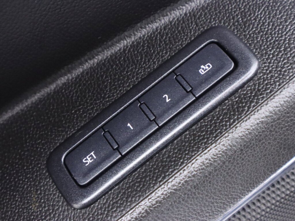 Used 2019 Chevrolet Tahoe LT AWD/4WD image 26