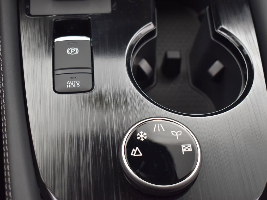 New 2026 Nissan Rogue Platinum image 22