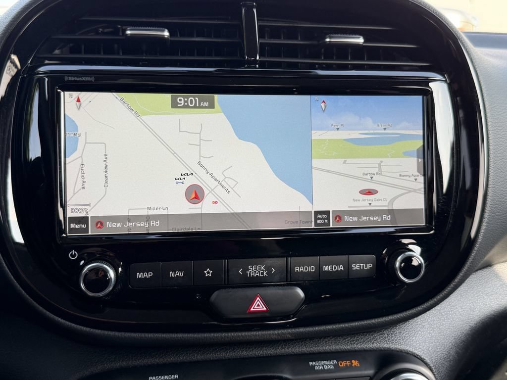 Certified 2022 Kia Soul S FWD image 21
