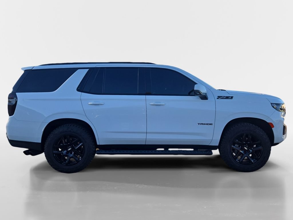 Used 2024 Chevrolet Tahoe Z71 w/ Luxury Package AWD/4WD image 7