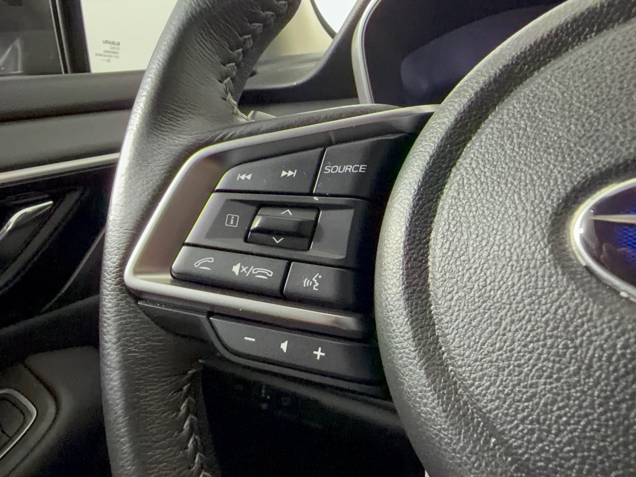 Used 2024 Subaru Outback Limited AWD/4WD image 18