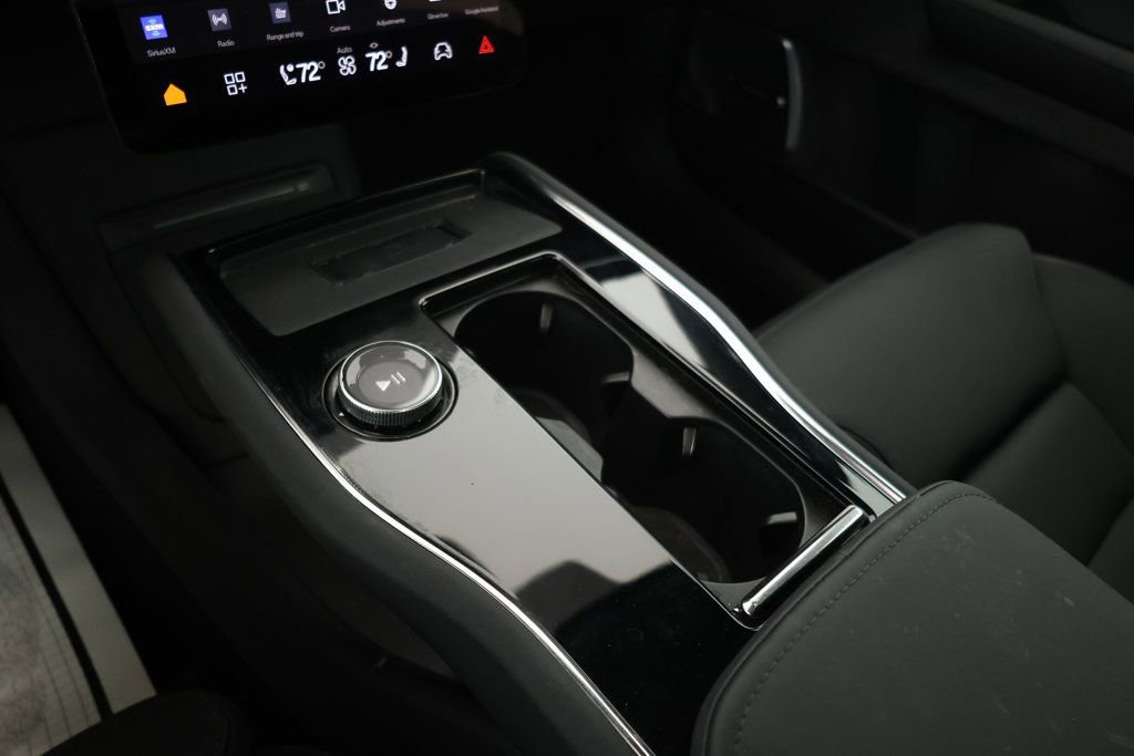 Used 2025 Polestar Polestar 3 image 15