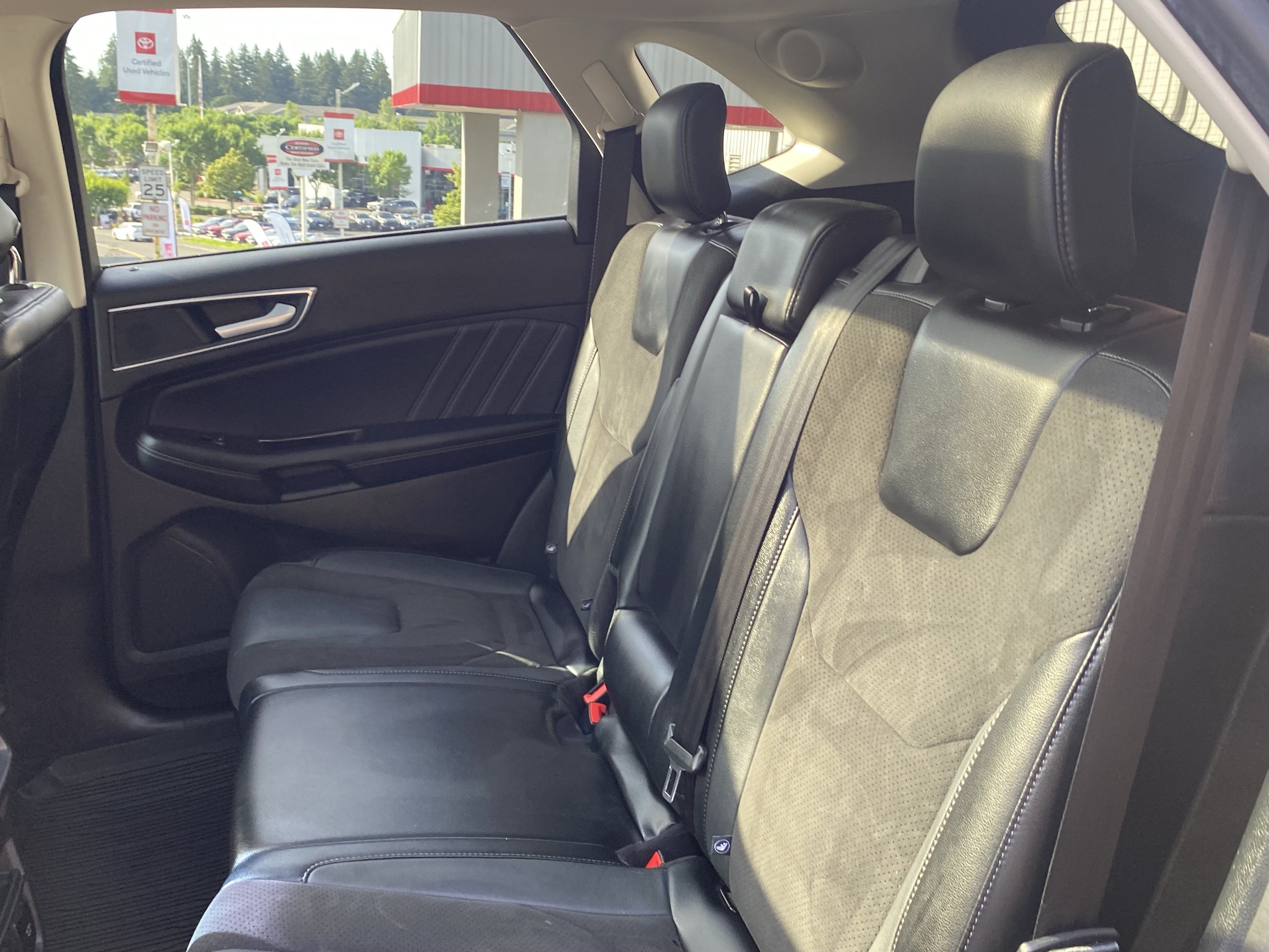 Used 2018 Ford Edge Sport w/ Equipment Group 401A AWD/4WD image 12