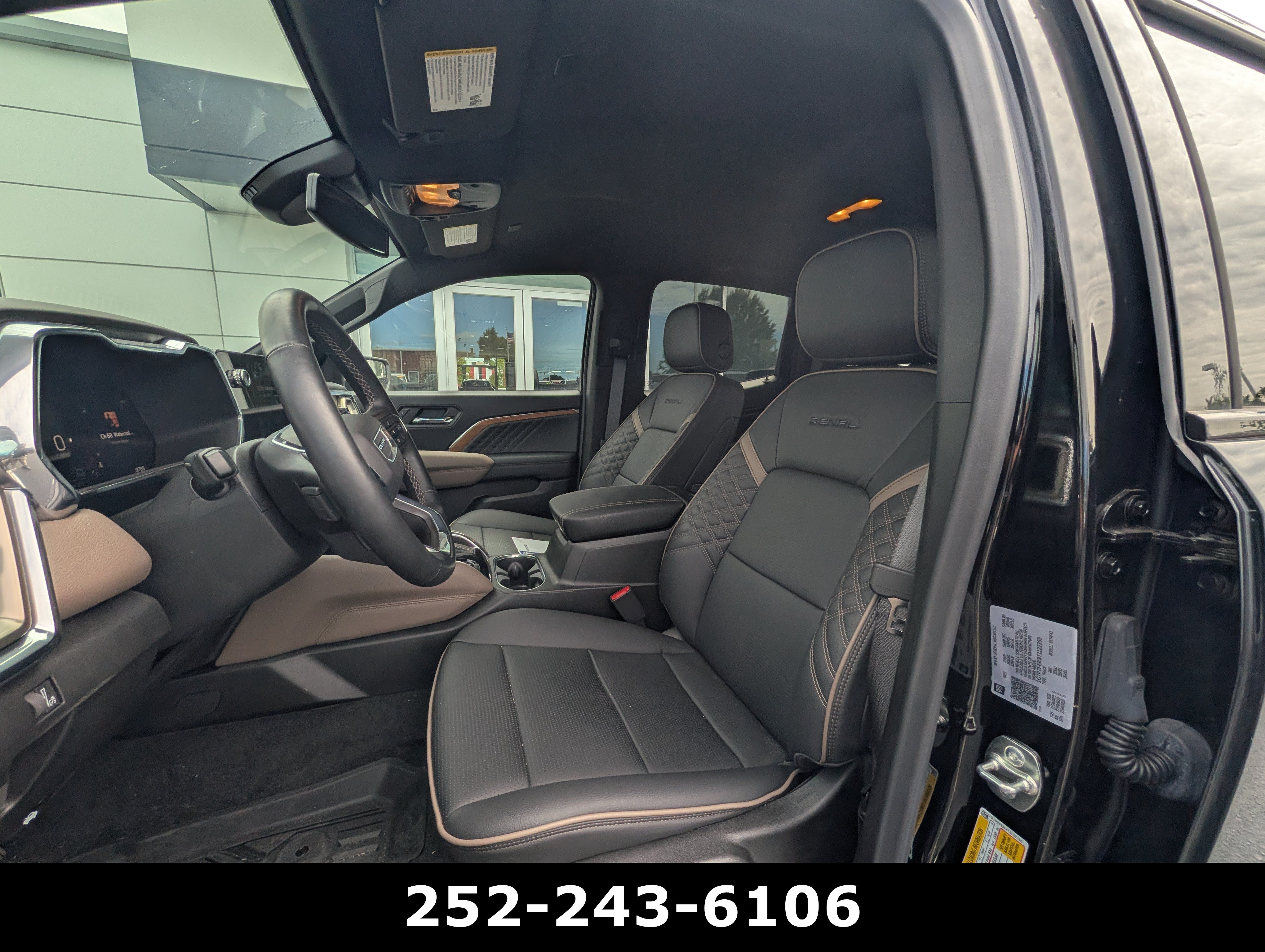 Used 2026 GMC Canyon Denali AWD/4WD image 14