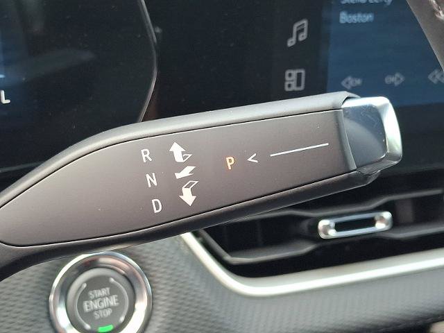 New 2026 Chevrolet Equinox LT w/ Safety and Technology Package FWD image 9
