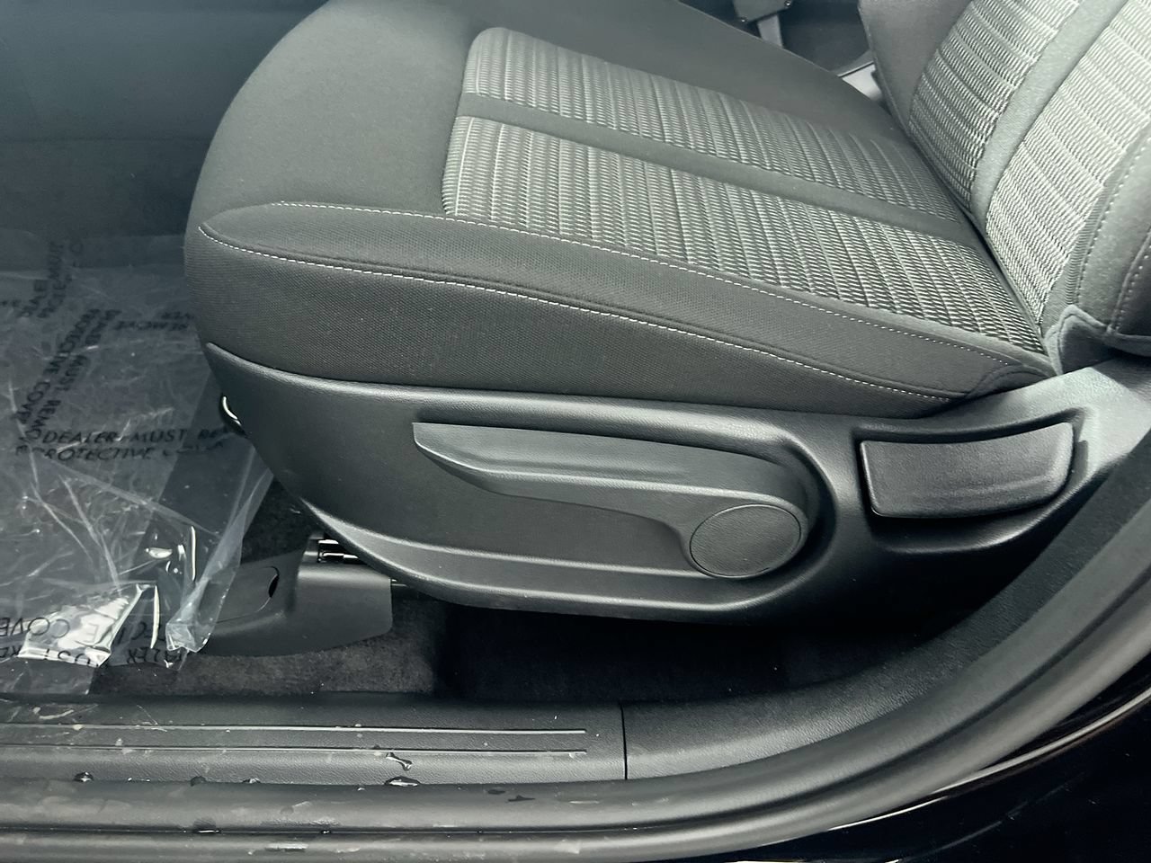 New 2026 Kia Sorento LX FWD image 15