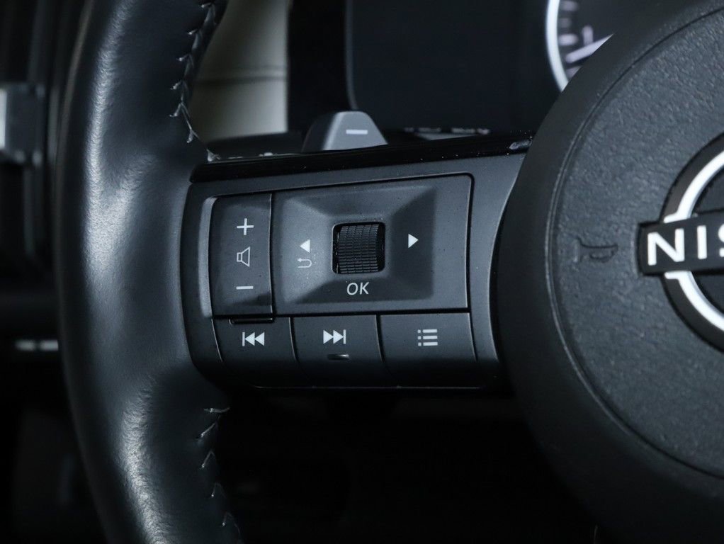 Certified 2023 Nissan Pathfinder SL w/ SL Premium Package image 25