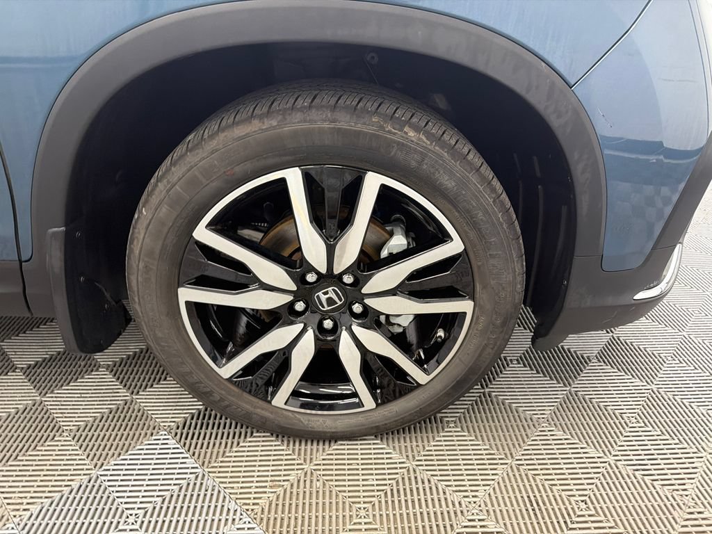 Used 2020 Honda Pilot Touring image 14
