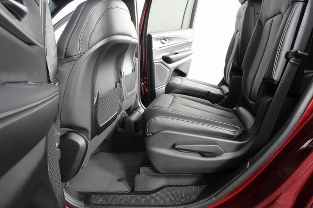 New 2025 Jeep Grand Cherokee L Limited w/ Black Appearance Package image 18