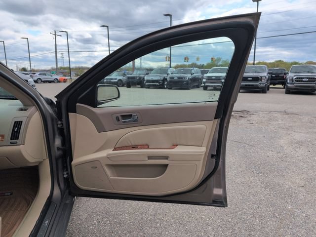 Used 2006 Cadillac STS w/ Preferred Equipment Group AWD/4WD image 25