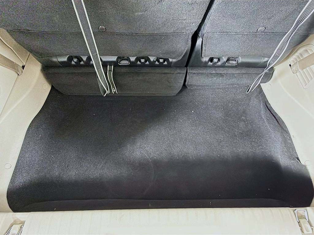 Used 2023 Chrysler Pacifica Limited w/ Uconnect Theater Family Group FWD image 21