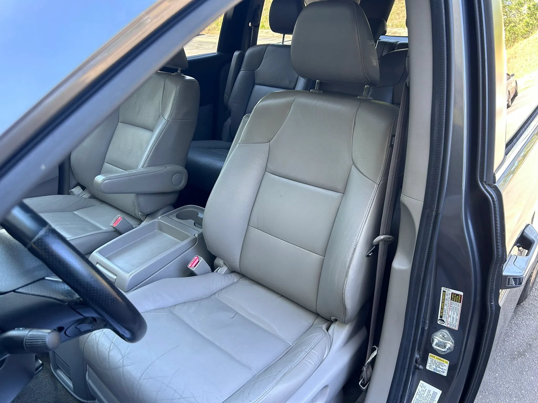Used 2012 Honda Odyssey EX-L image 41