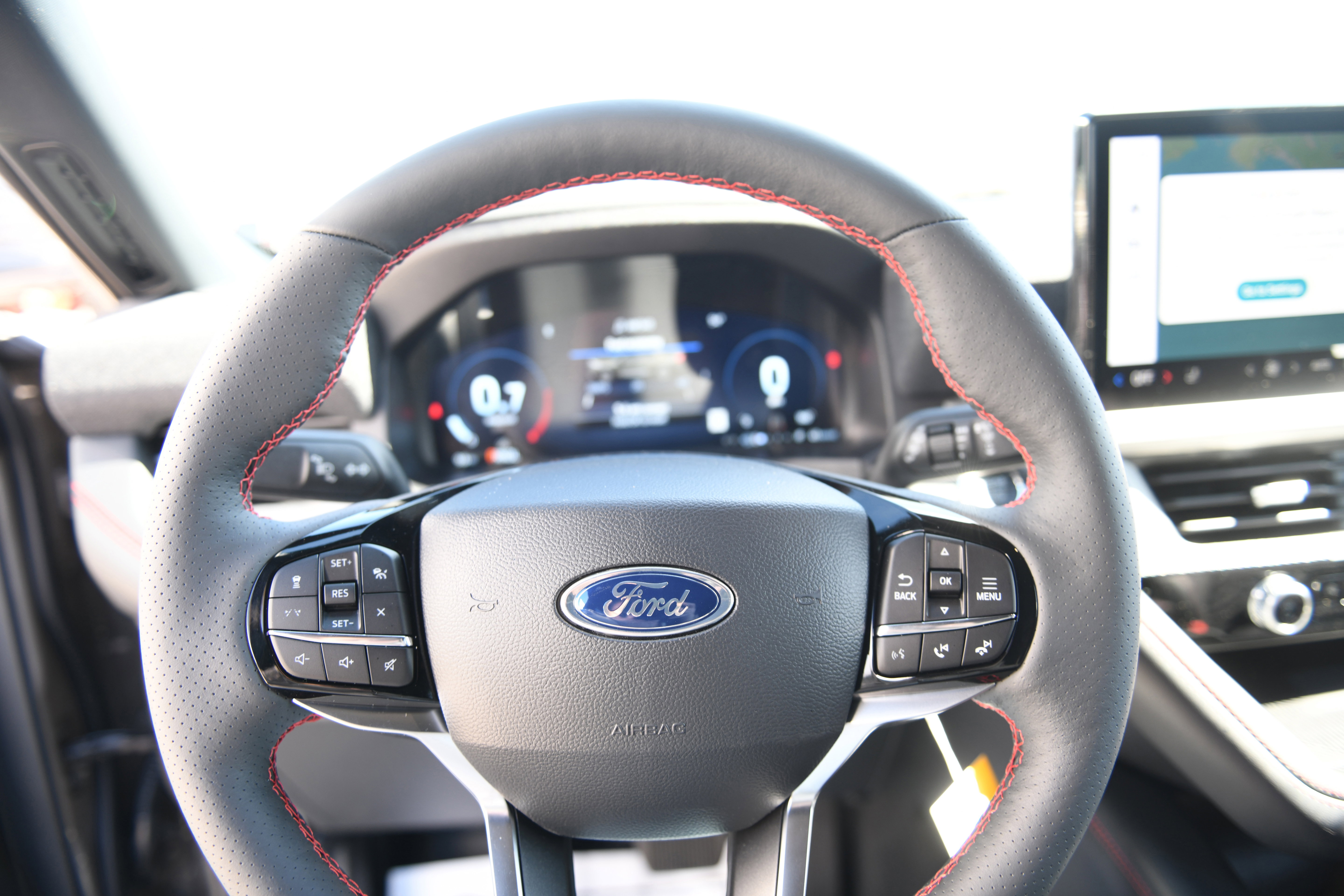 New 2026 Ford Explorer ST-Line w/ ST-Line Street Pack image 26