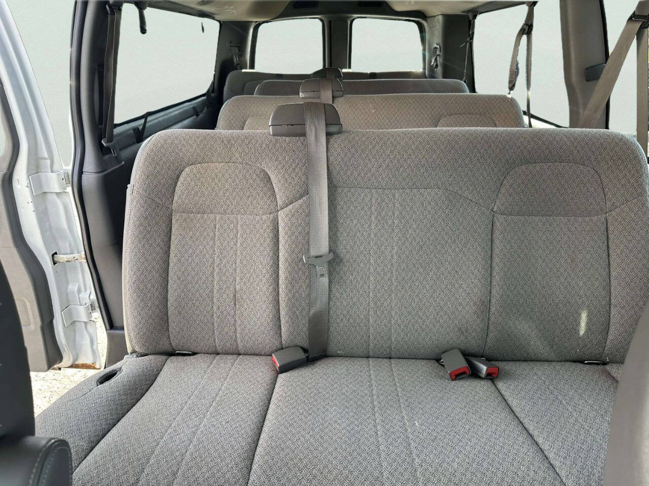 Used 2014 Chevrolet Express 3500 LT w/ LT Preferred Equipment Group RWD image 27