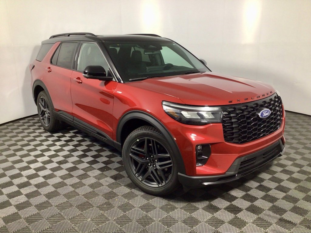 New 2025 Ford Explorer ST-Line w/ Premium Package image 4