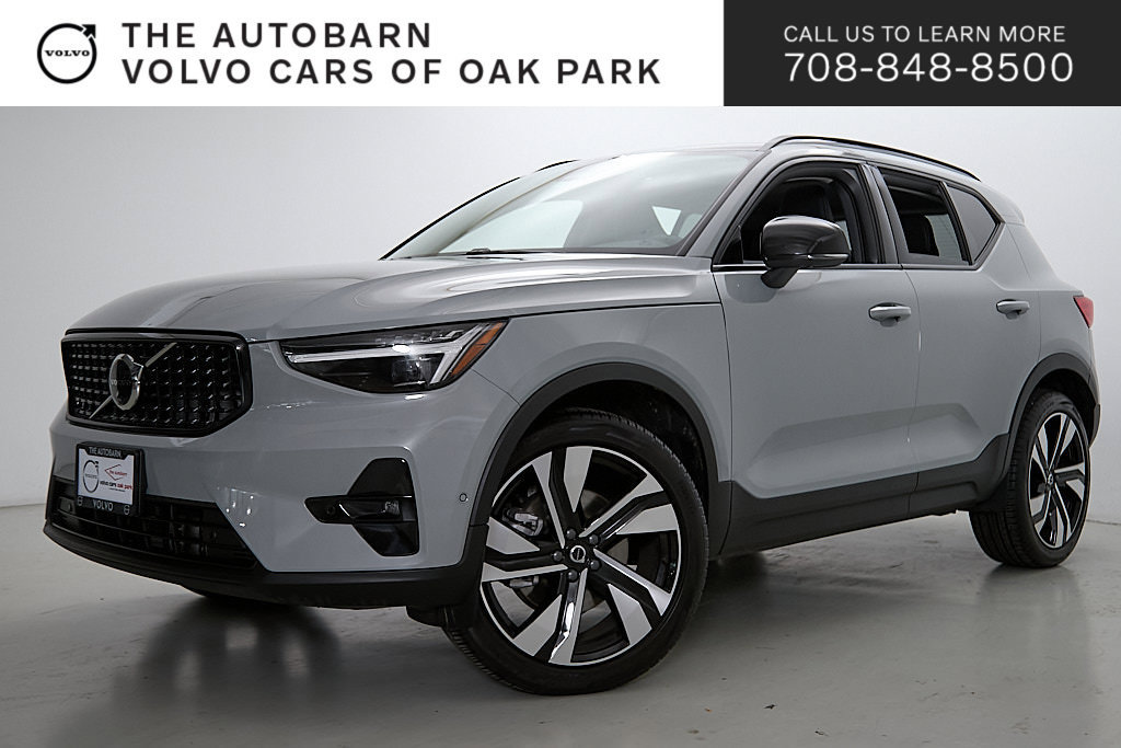 Certified 2025 Volvo XC40 B5 Ultra
