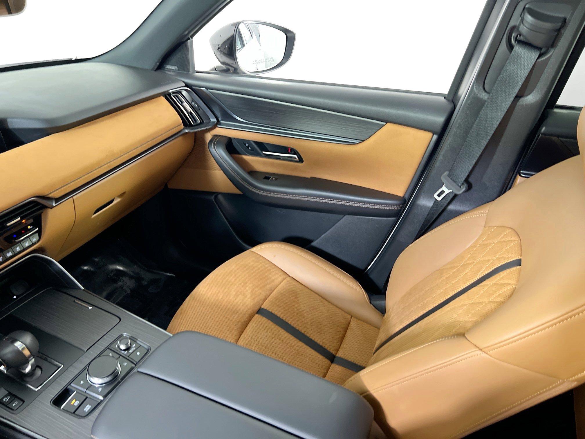 Used 2025 MAZDA CX-70 3.3 Turbo S w/ Premium Plus image 24