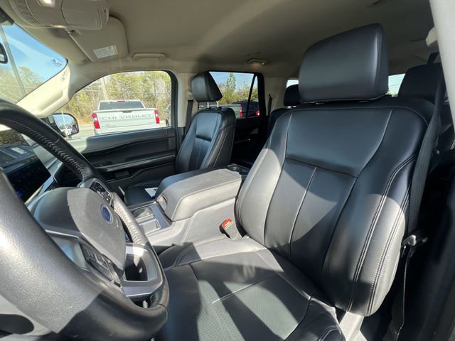 Used 2024 Ford Expedition Max XLT image 18