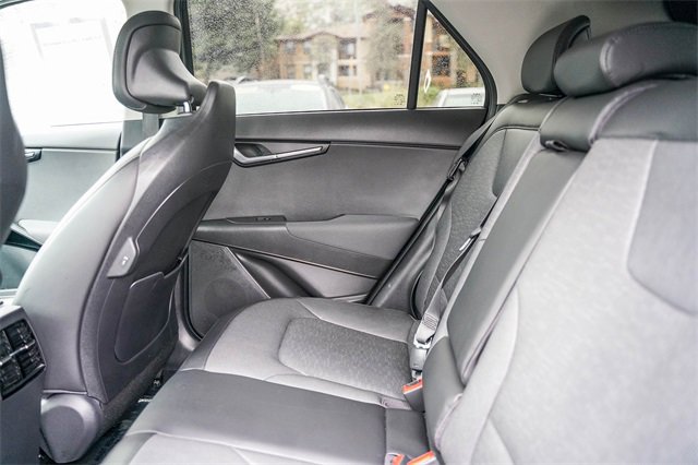 Certified 2023 Kia Niro SX Touring image 19