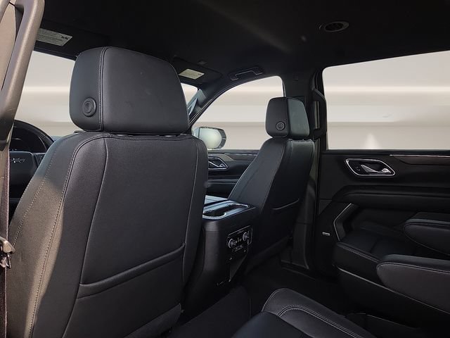 Used 2023 Chevrolet Tahoe Z71 AWD/4WD image 13