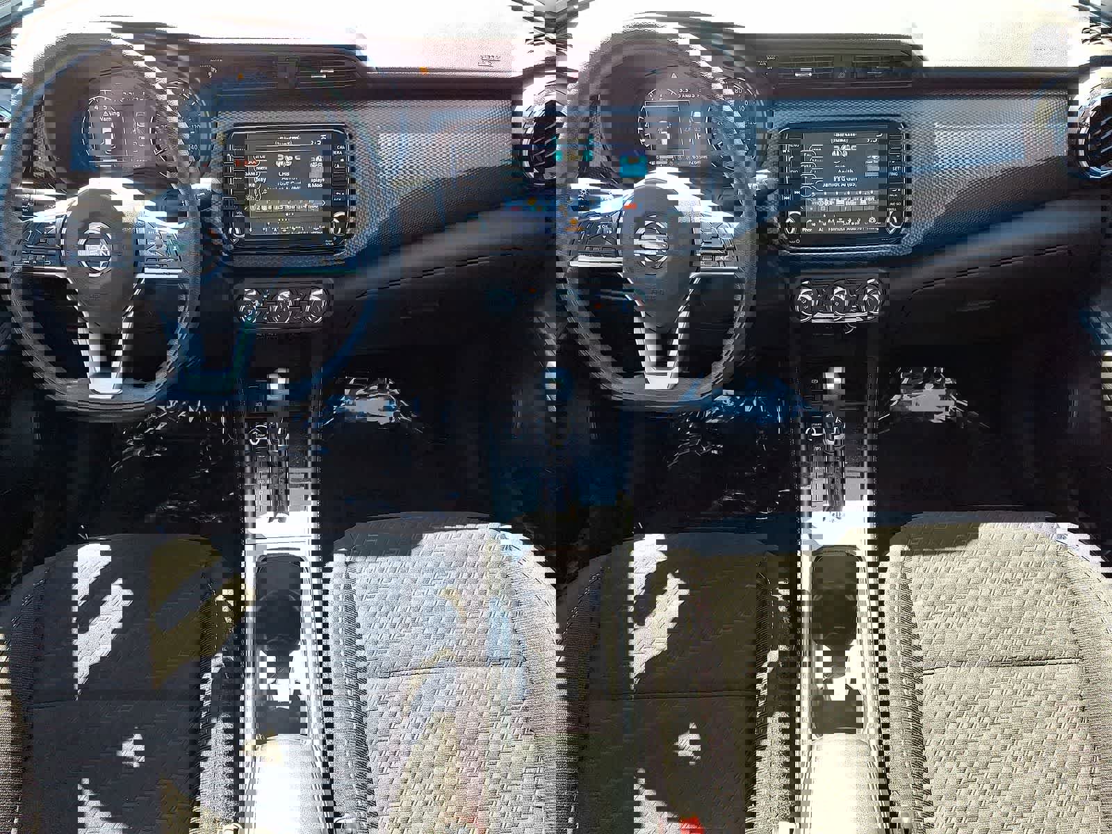 Used 2023 Nissan Kicks SV image 25