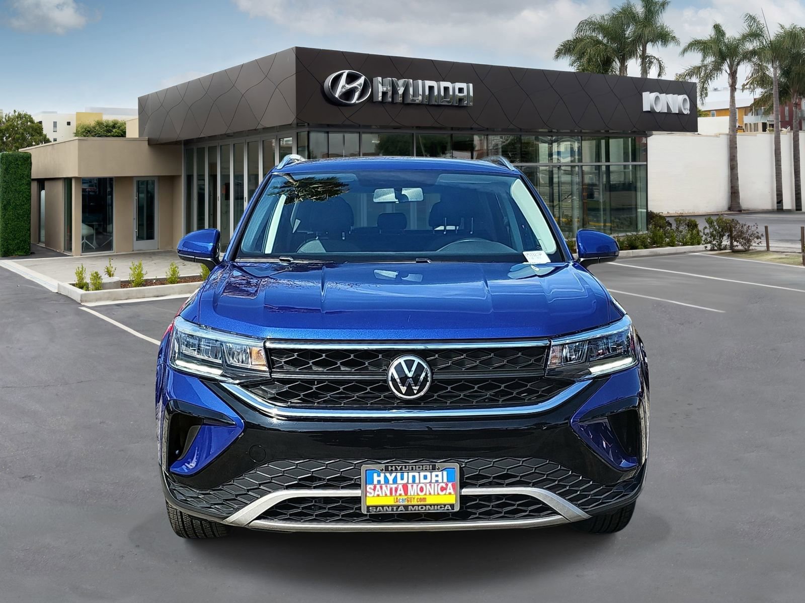 Used 2022 Volkswagen Taos SE image 8