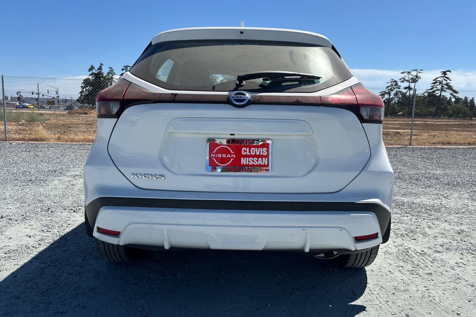 Certified 2021 Nissan Kicks S FWD image 8
