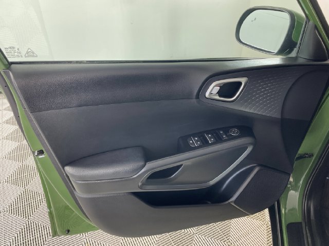 Used 2020 Kia Soul EX FWD image 15
