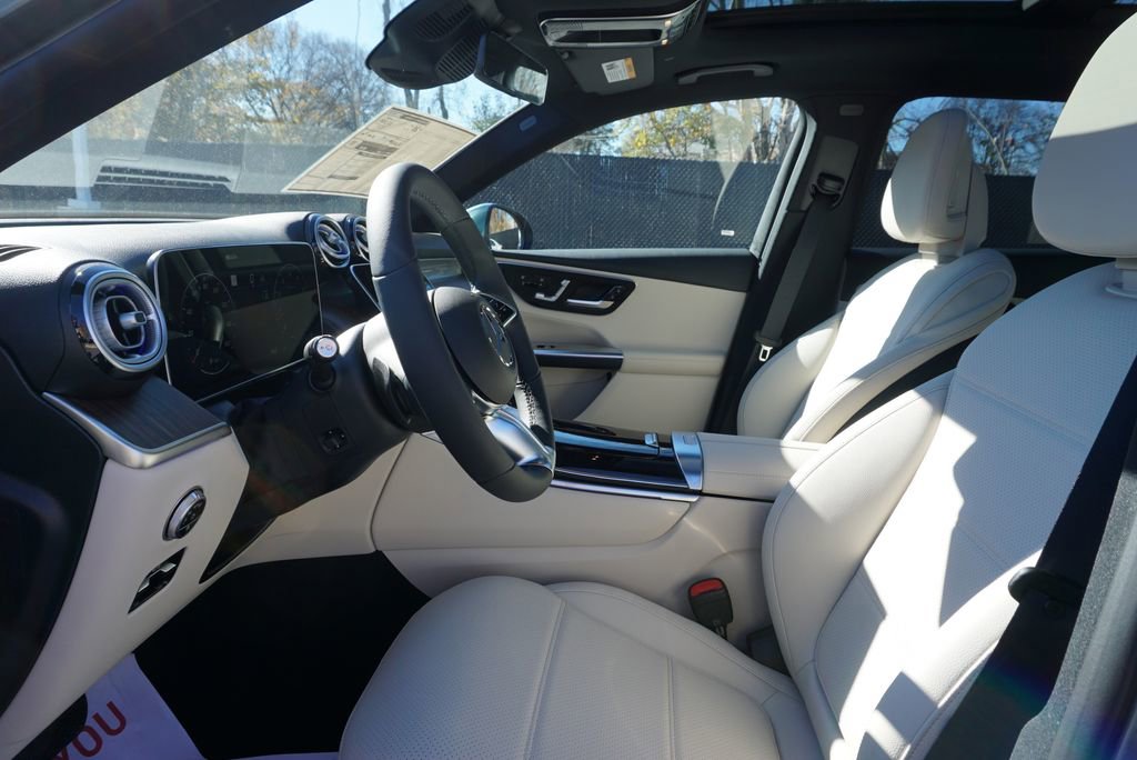 Used 2026 Mercedes-Benz GLC 300 4MATIC image 9