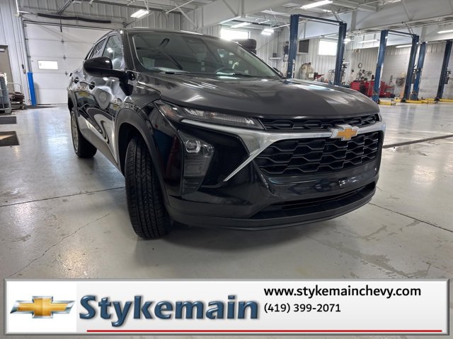 Used 2024 Chevrolet Trax LS w/ LS Convenience Package image 21