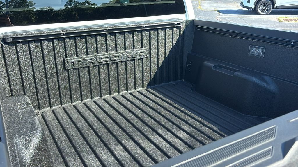 New 2026 Toyota Tacoma SR5 AWD/4WD image 32