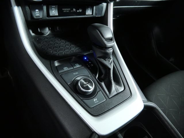 Used 2022 Toyota RAV4 XLE w/ Convenience Package AWD/4WD image 21