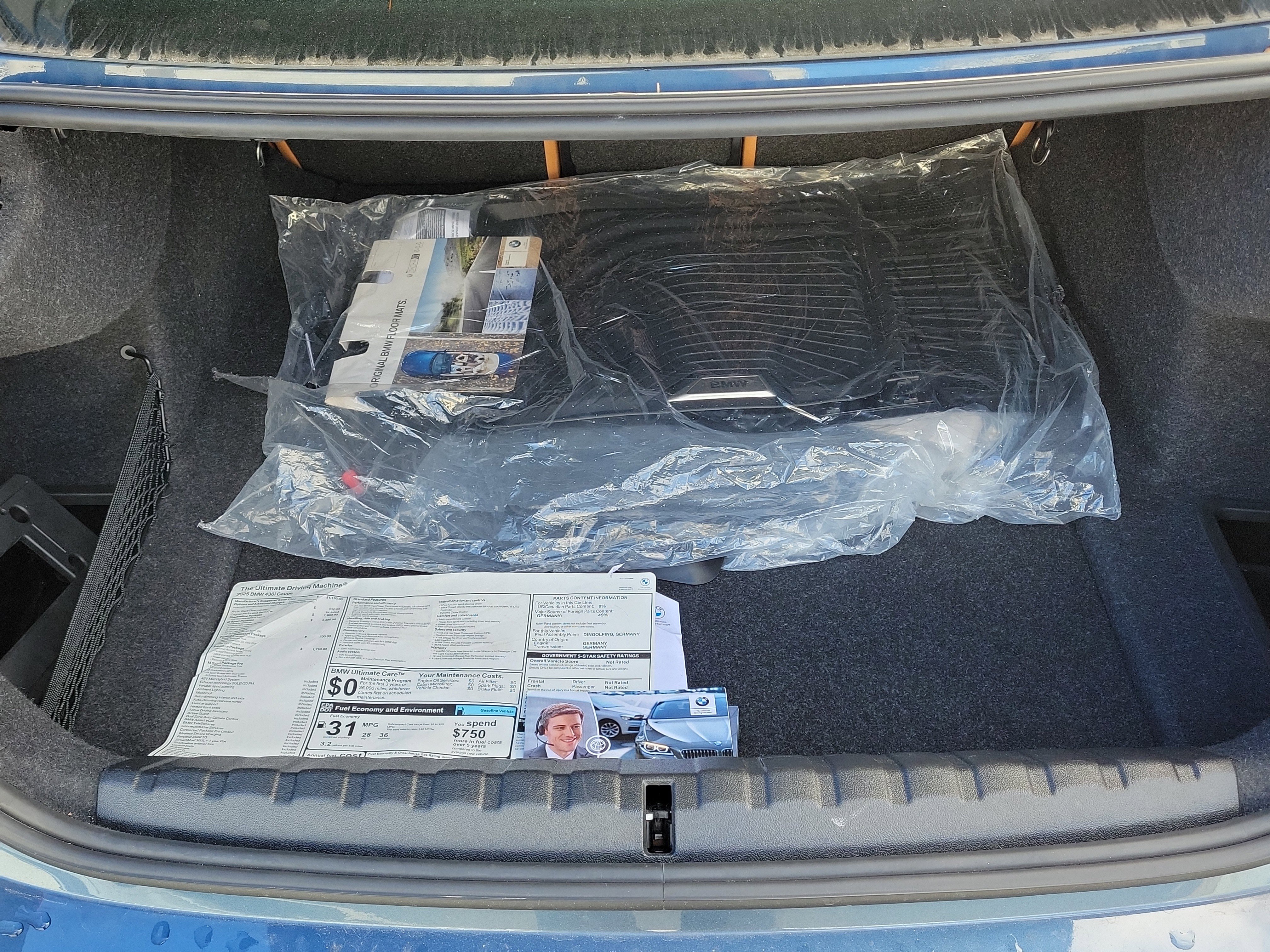 Used 2025 BMW 430i Coupe w/ M Sport Package image 7