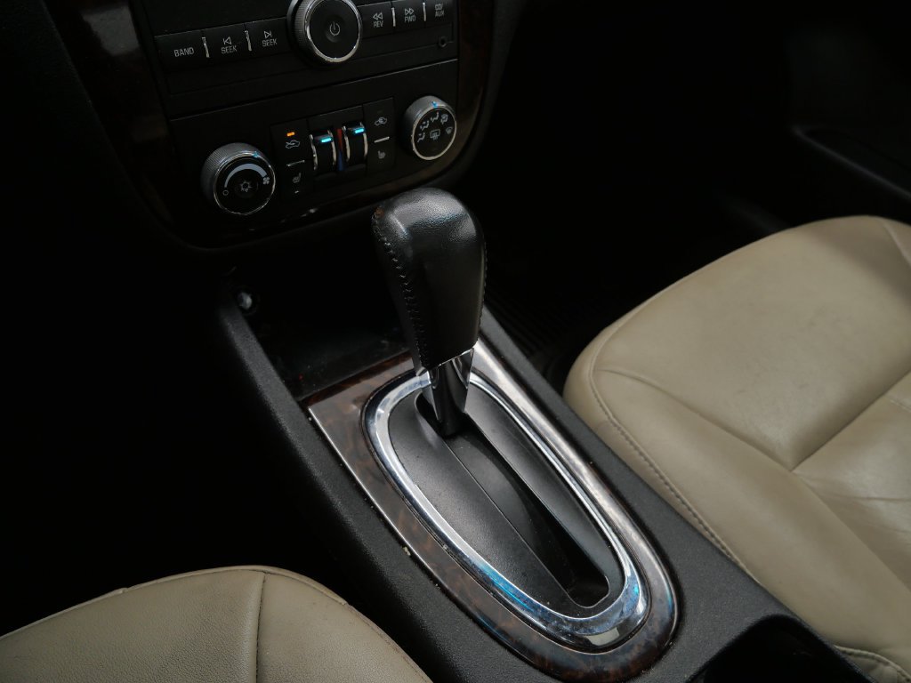 Used 2014 Chevrolet Impala LT w/ LT Sunroof Package FWD image 25