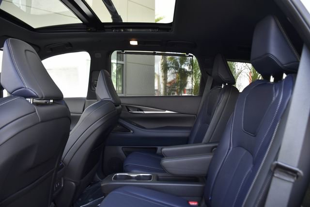 New 2026 INFINITI QX60 Sport w/ Dark Cargo Package image 26