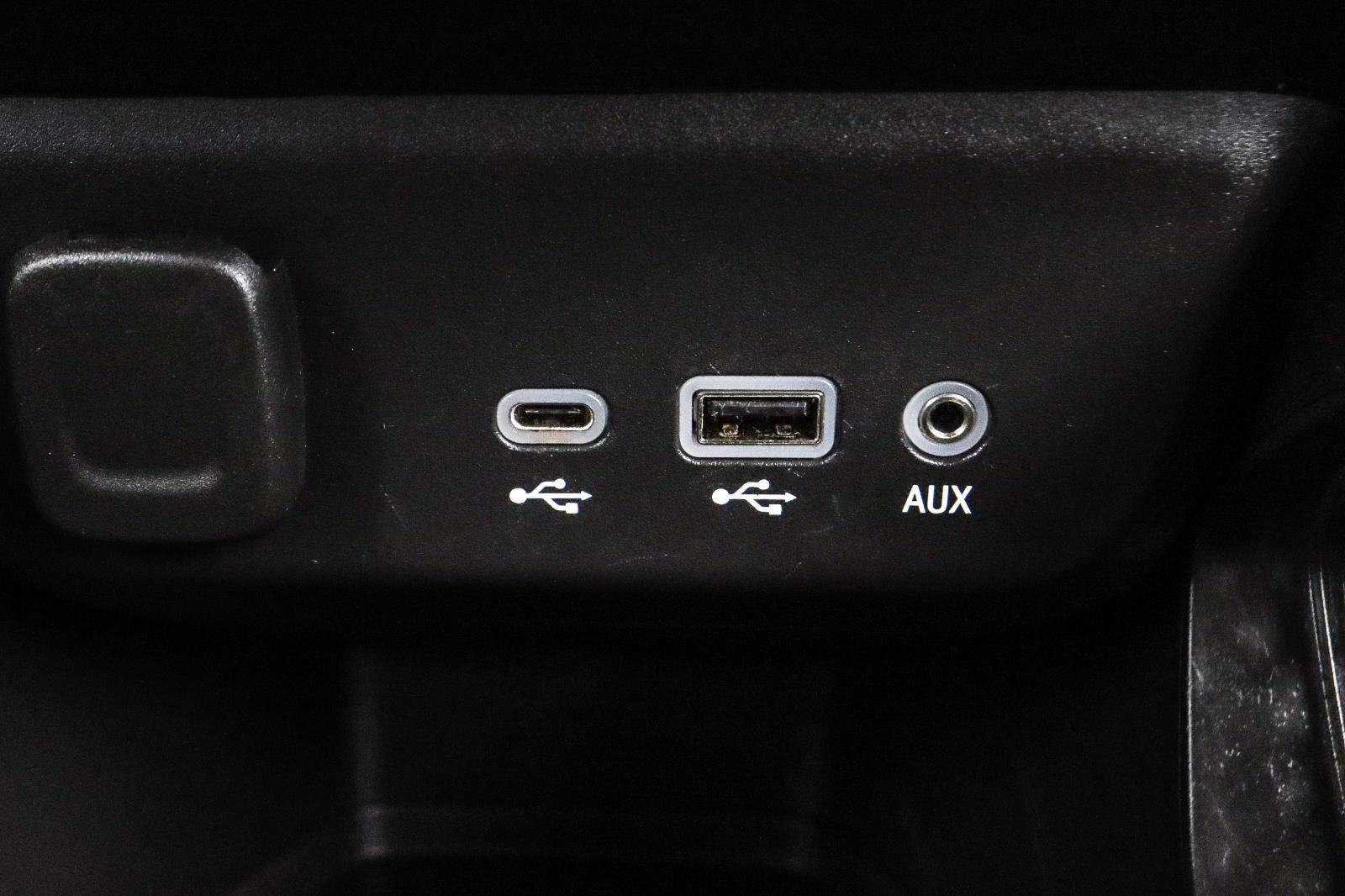 Used 2023 Chevrolet TrailBlazer LS FWD image 12