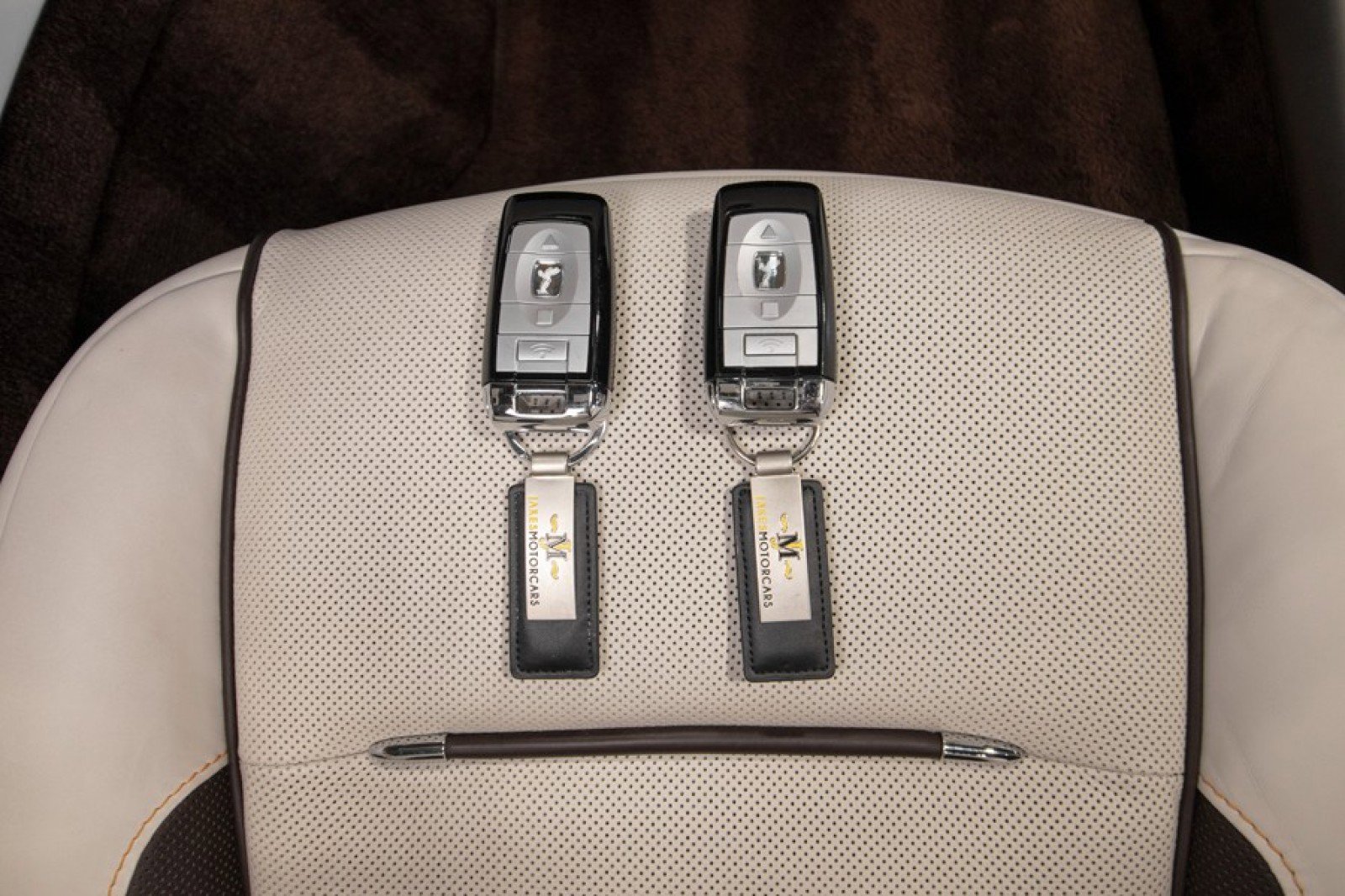 Used 2019 Rolls-Royce Dawn image 65