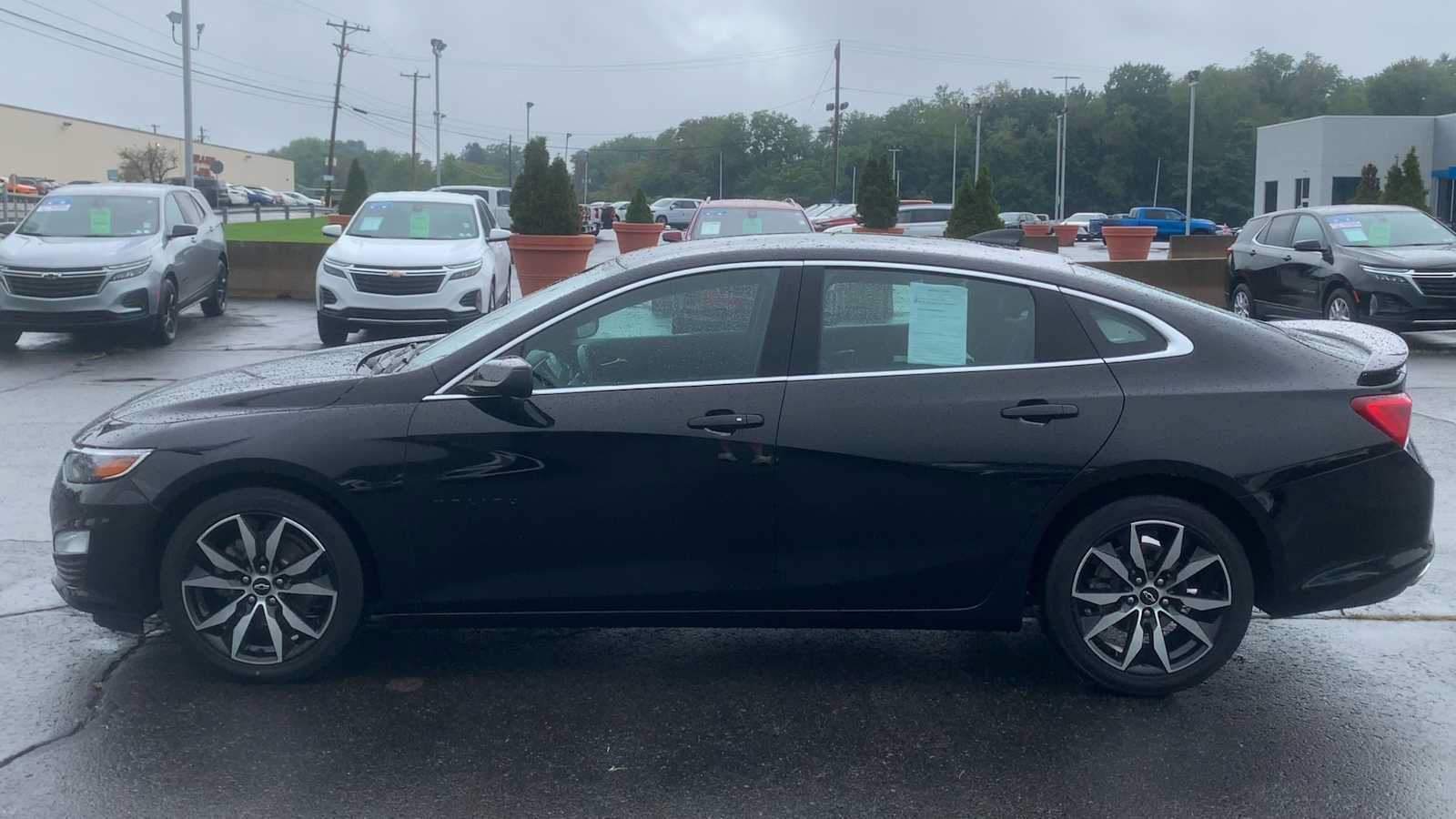 Used 2023 Chevrolet Malibu RS w/ Driver Confidence Package FWD image 5