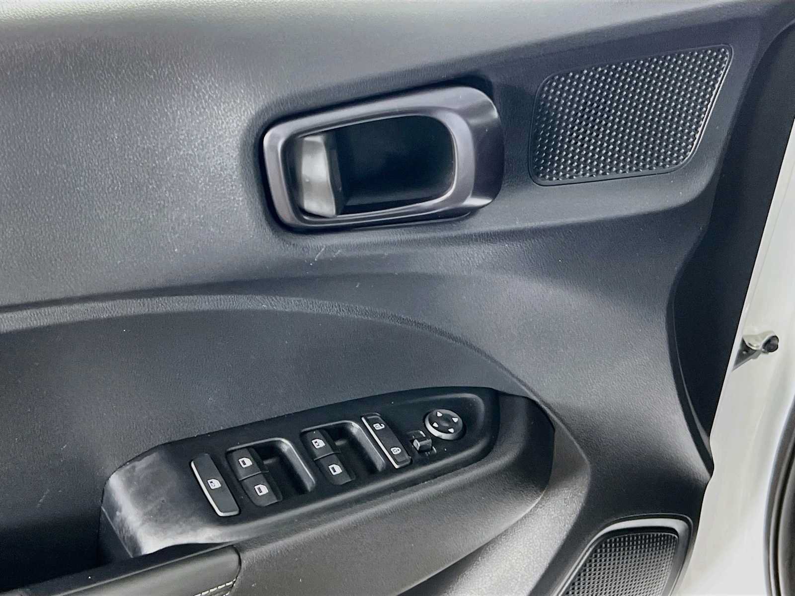 Certified 2026 Hyundai Venue SEL FWD image 17