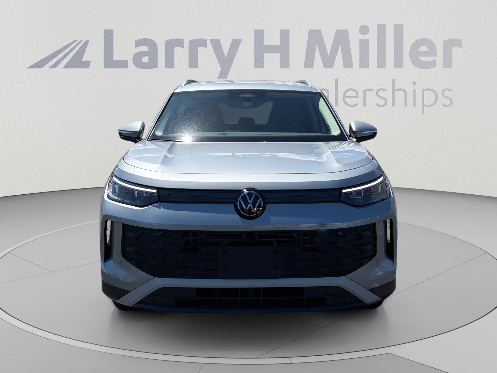 Used 2025 Volkswagen Tiguan S AWD/4WD image 8