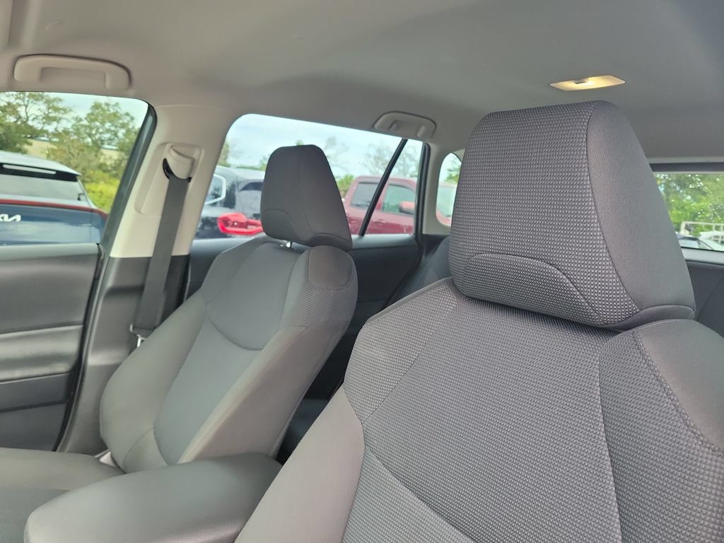 Certified 2024 Toyota RAV4 LE AWD/4WD image 21