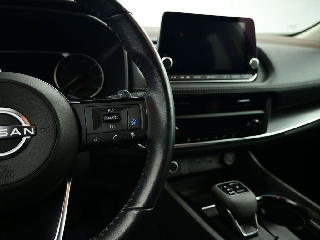 Used 2023 Nissan Rogue SV w/ SV Premium B Package image 19