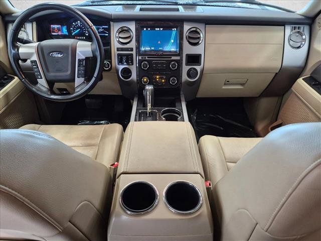 Used 2017 Ford Expedition Limited w/ Equipment Group 301A RWD image 15