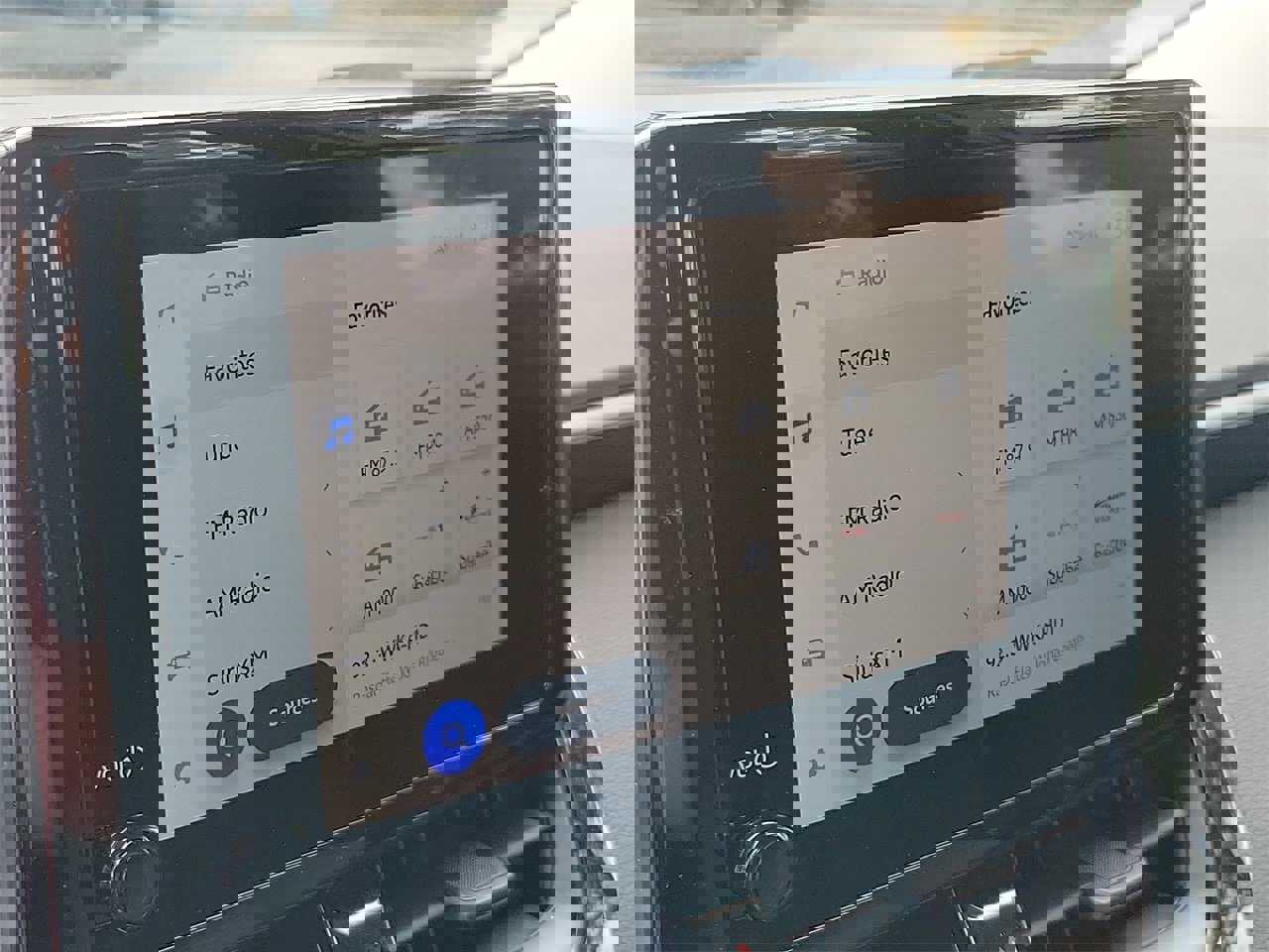 Used 2024 Toyota Corolla LE image 24