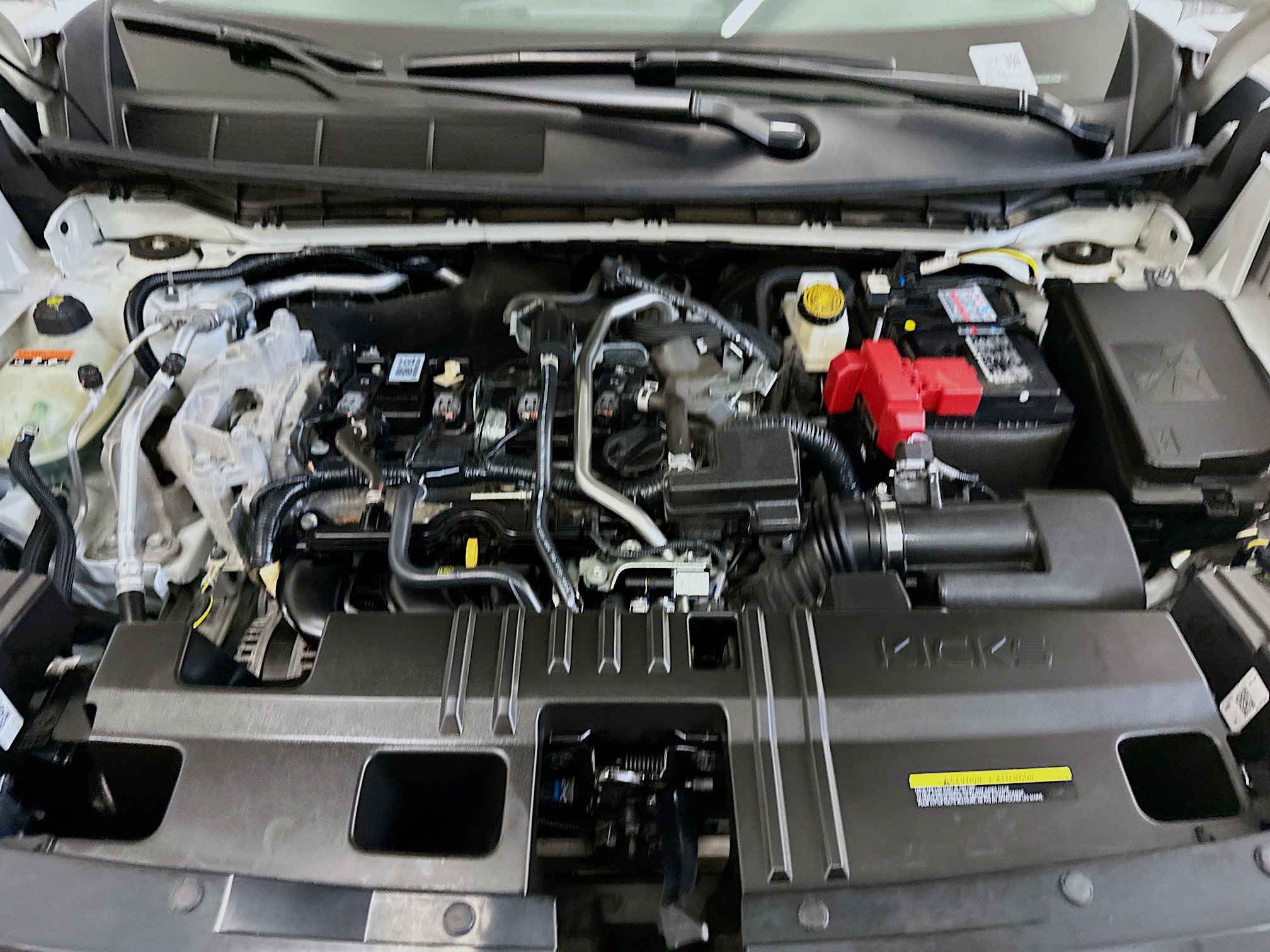 Used 2025 Nissan Kicks SV image 33