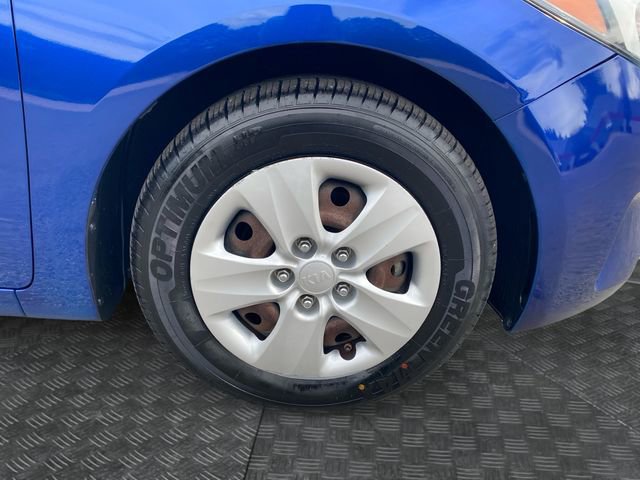 Used 2017 Kia Forte LX image 31